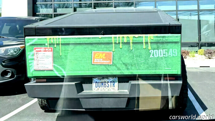 El Cybertruck Tesla Consciente De Sí Mismo Se Identifica Como Un Contenedor De Basura | Carscoops